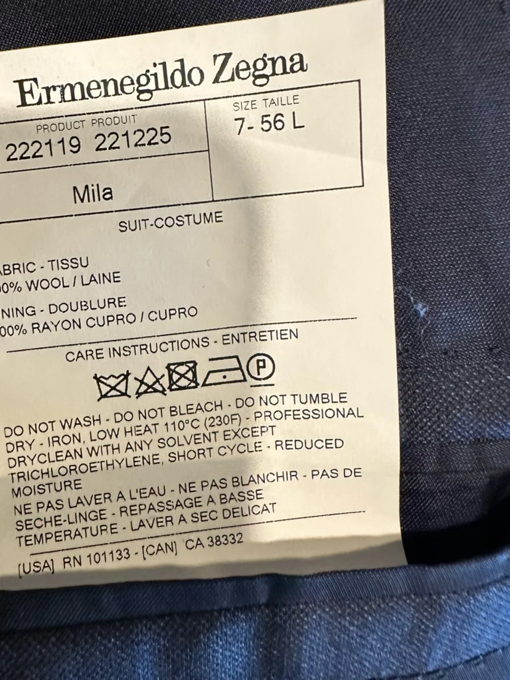 Ermenegildo Zegna 100 % Wool Navy Windowpane Two-Button Suit Jacket